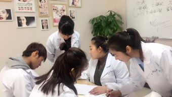 图 北京在哪学化妆美容美甲好美甲美容半永久培训学校 北京职业培训