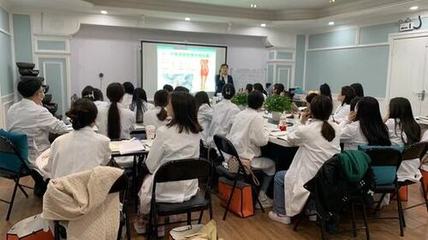 来宾微整形美容培训学校学费多少贵不贵?